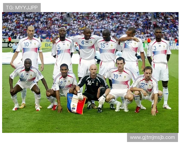 法国队世界杯历届表现与现阶段实力对比分析,展望未来发展潜力 法国队世界杯历届表现与现阶段实力对比分析,展望未来发展潜力